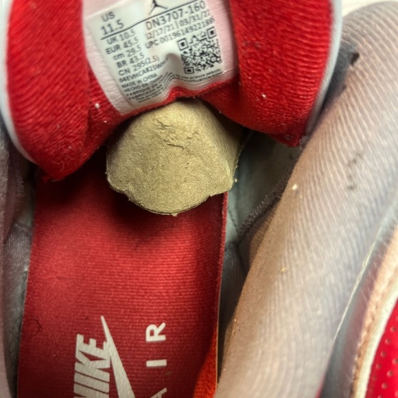 Sz 11.5 Air Jordan 3 Retro GS \'Fire Red\' 2022